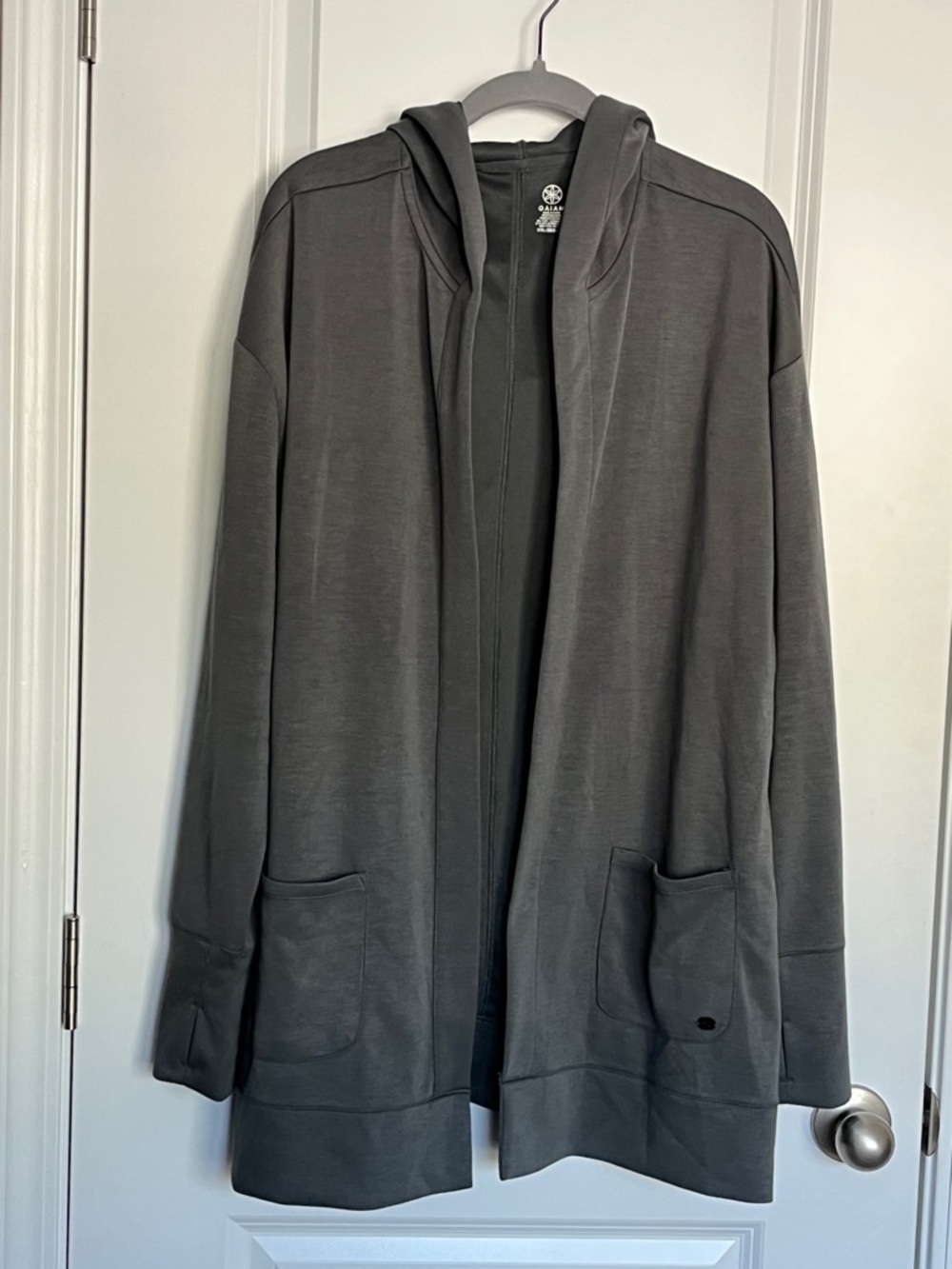 GAIAM Hudson Open-Front Hooded Cardigan in Green
